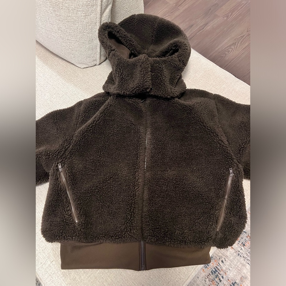 Alo Foxy Sherpa Jacket